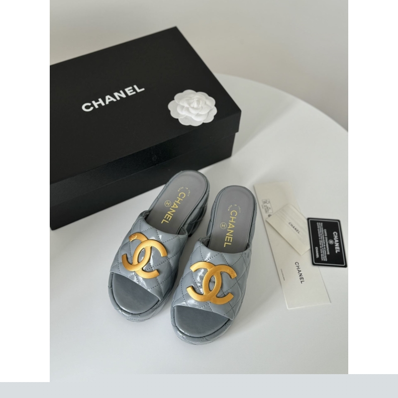 Ch*el slippers